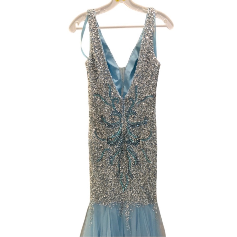 Blue and Silver Evening Gown - Picture 6 of 14